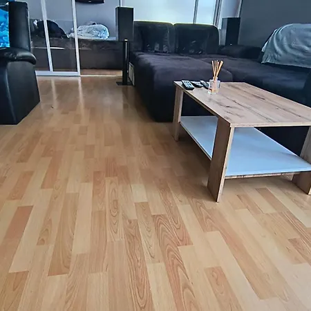 דירה Pretty View Apartment, Private Parking, 8min To Center By Car ברטיסלאבה